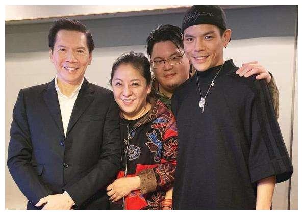 新义安大佬文彪寿宴诸多艺人猛人到场向华强亲侄子参加