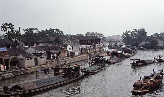 上有天堂下有苏杭!老照片带你穿越到1983年的江南水乡苏州