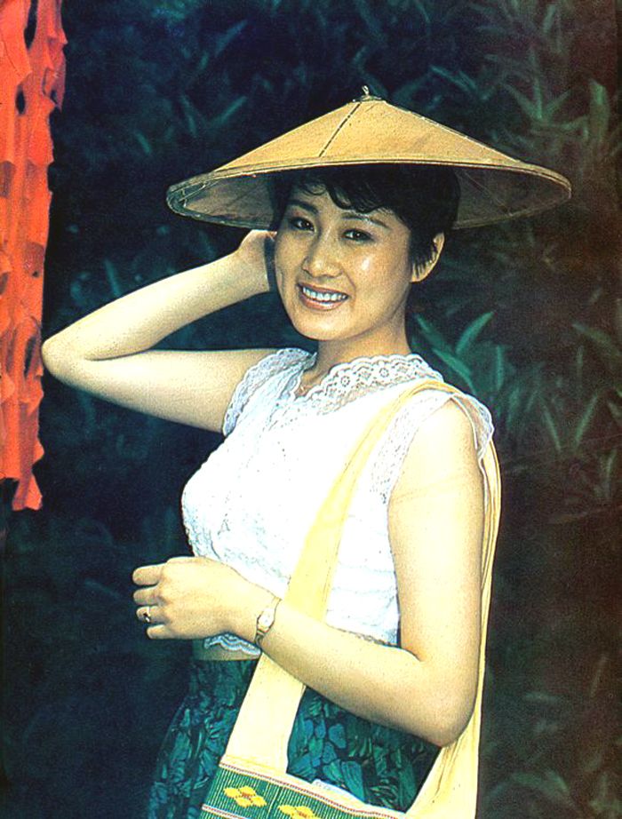 响当当的女演员,曾经红遍大街小巷,张凯丽12张老照片欣赏_新浪新闻