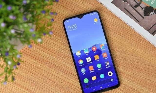 屏幕方面:redmi note8搭采用了6.3英寸屏幕,19.