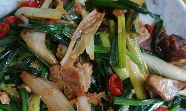 荞头炒腊鸭腿,快手下饭菜