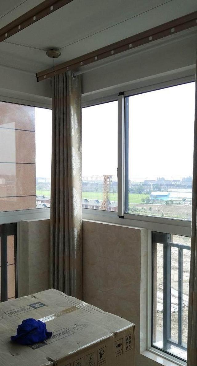 晒晒我的12万新房只有94平，卧室衣柜是靓点，估计你没有见过！