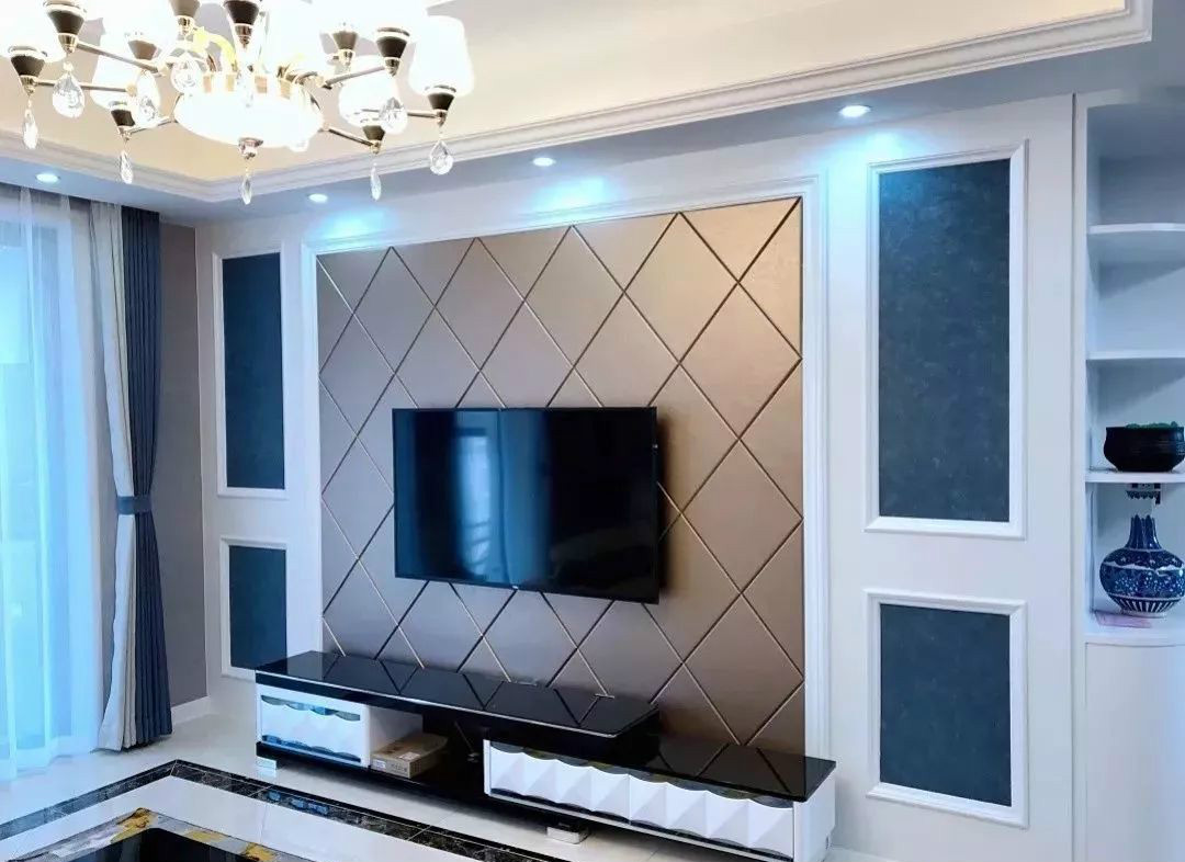 电视背景墙硬包和大理石能搭配吗?能,搭配说不上贼美了!