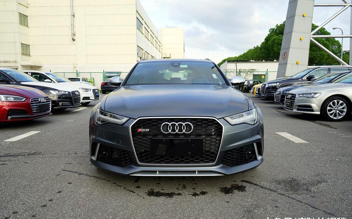 2018款奥迪rs6实拍它是奥迪名副其实的西装暴徒旅行车