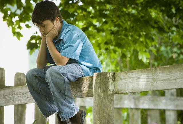 孩子性格内向?是什么原因?5个方法还你一个健