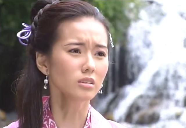 《东游记》中林湘萍扮演贞娘,她是个善良温柔的女子,不管是对婆婆还是