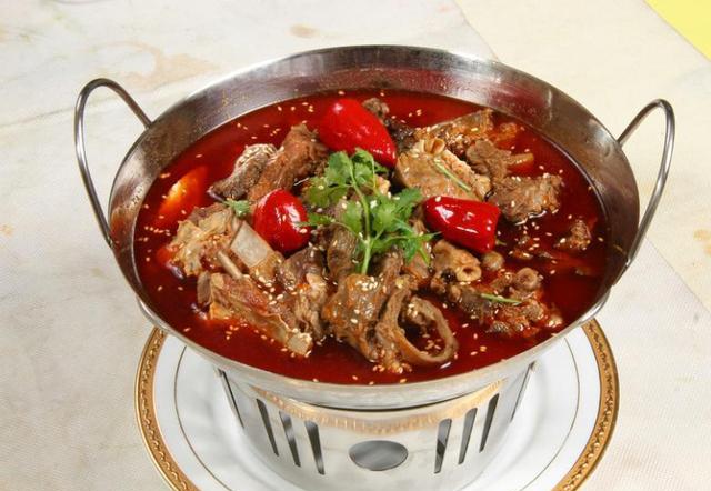 滋补羊肉这样做,香辣美味,营养又开胃