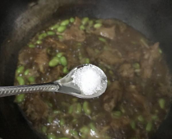 软烂滑嫩的一道菜,毛豆烧鸭翅,不得不承认两者真是天作之合