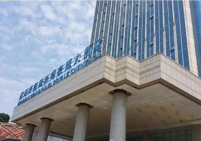 只想龟缩在被窝里   但是   郴州温德姆至尊豪廷大酒店   竟然敢诱惑