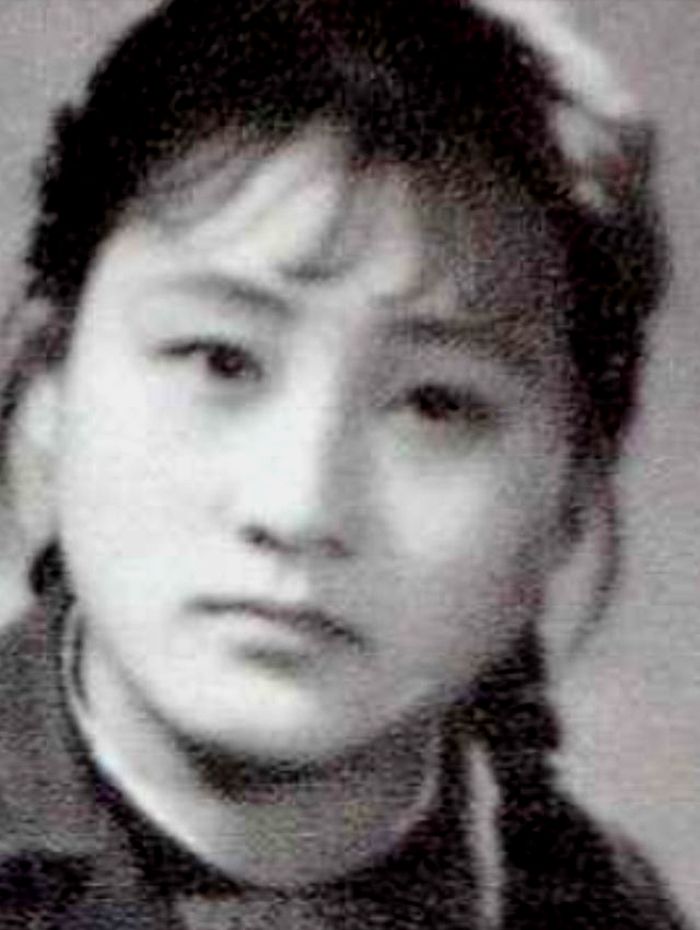 响当当的女演员,曾经红遍大街小巷,张凯丽12张老照片欣赏_新浪新闻