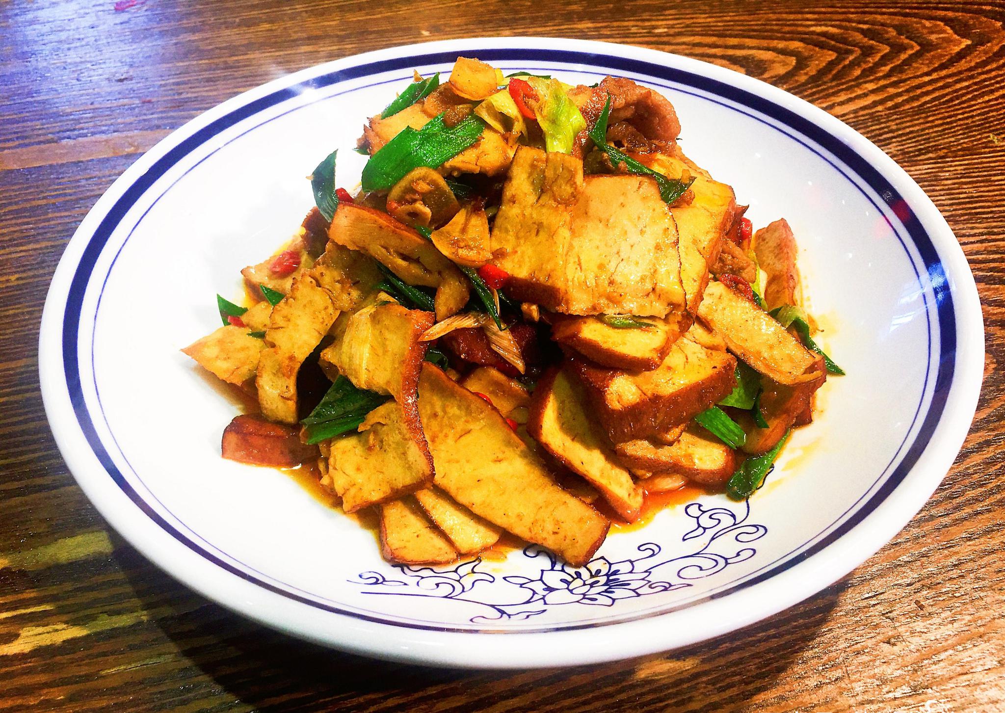 湘菜的小炒茶香干,掌握了这些技巧,好吃得不得了|香干|小炒|青蒜_新浪