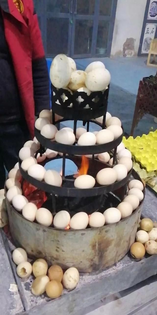 舌尖上的美食——新疆于田县烤蛋