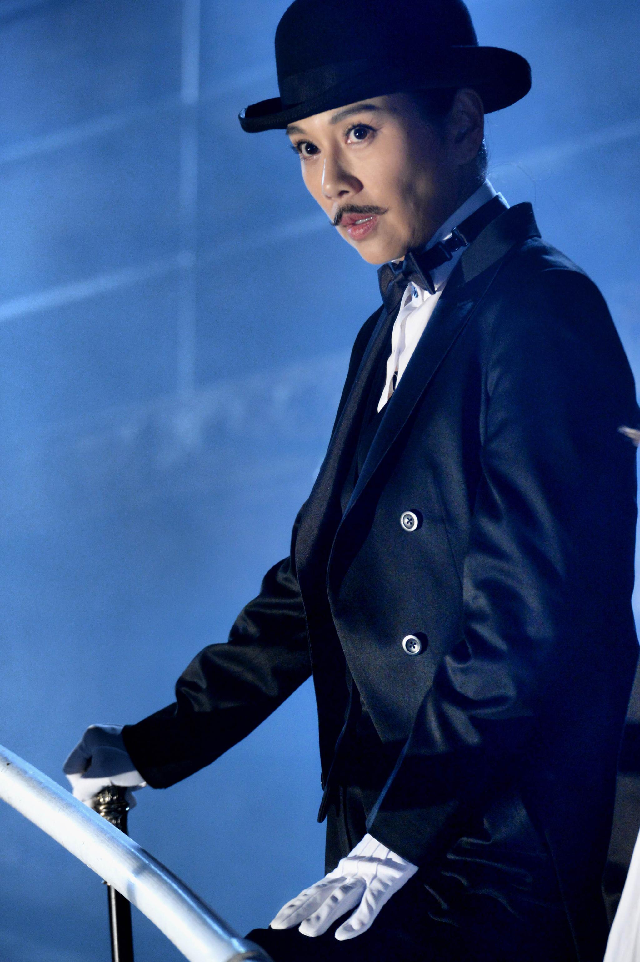 陈松伶福尔摩师奶女扮男装查案姐妹情深令人动容