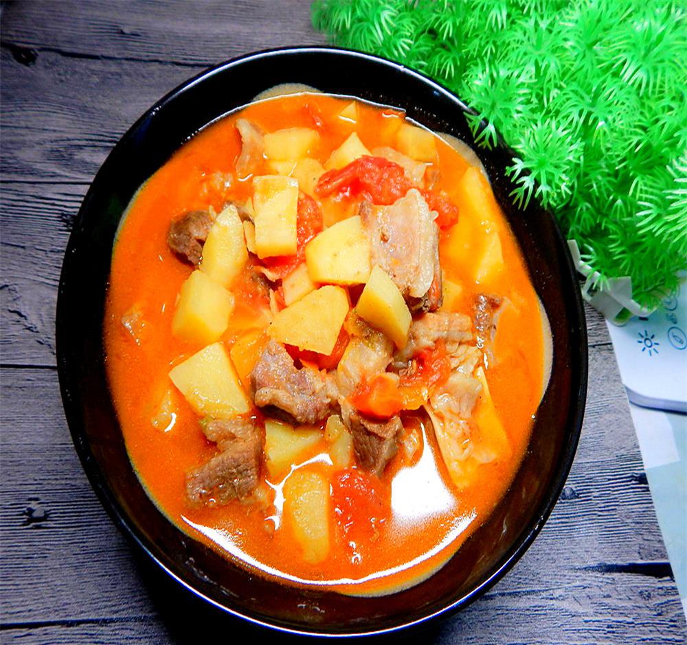 番茄牛腩煲香味扑鼻好吃到没朋友