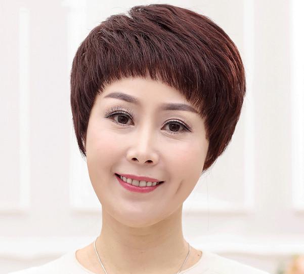 妈妈发型不好看,尝试一下无痕假发套,时髦逼真超美腻