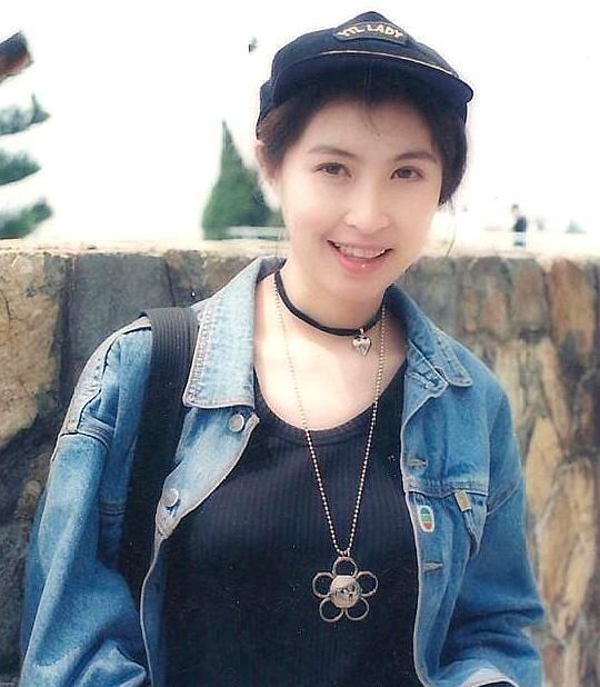 年轻时的郭蔼明有多美呢看完她年轻时的照片网友美呆了