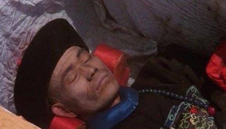 林正英电影中的僵尸,我猜你只认识元华,图四居然是九叔的儿子?