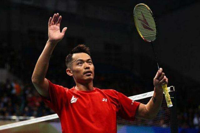 石宇奇险胜印度名将!林丹今年连续两次一轮游,球迷劝他别坚持了