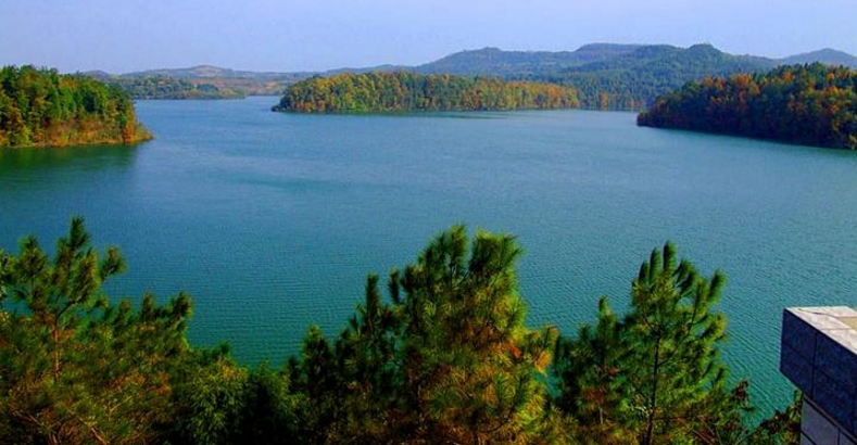 依托沉抗水库建立的省级水利风景区仙海湖