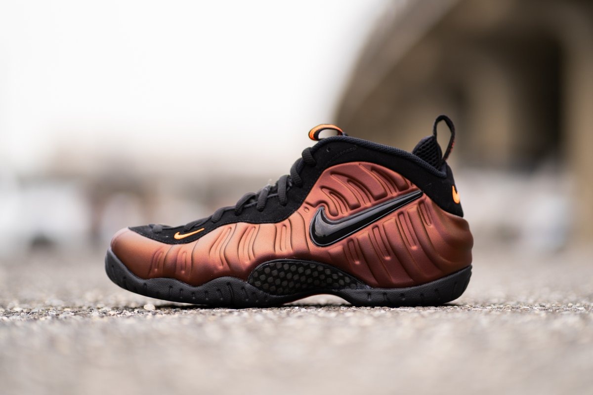 air foamposite pro hyper crimson