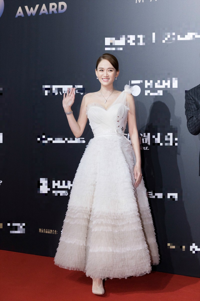 陈乔恩红毯陈乔恩获奖