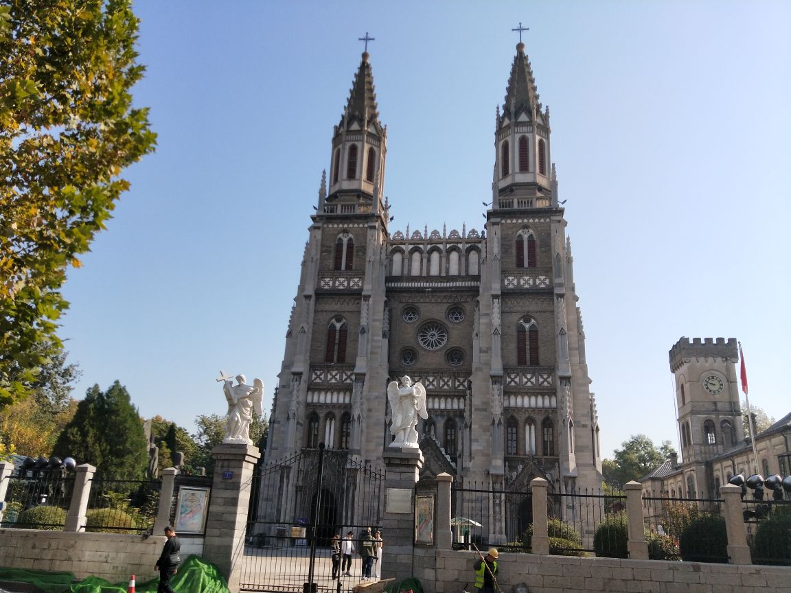 探访山东省济南市洪家楼天主教堂中国最美教堂之一