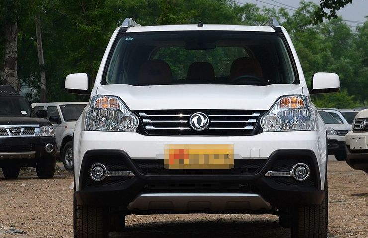 东风风度mx6,外观真心没的说,它圆润的外表巨可爱,虽然不是很吸引眼球