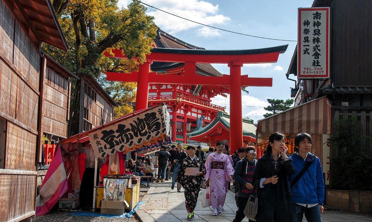 实拍日本京都红叶季 五彩斑斓仿如童话世界 实拍日本京都红叶季 五彩斑斓仿如童话世界