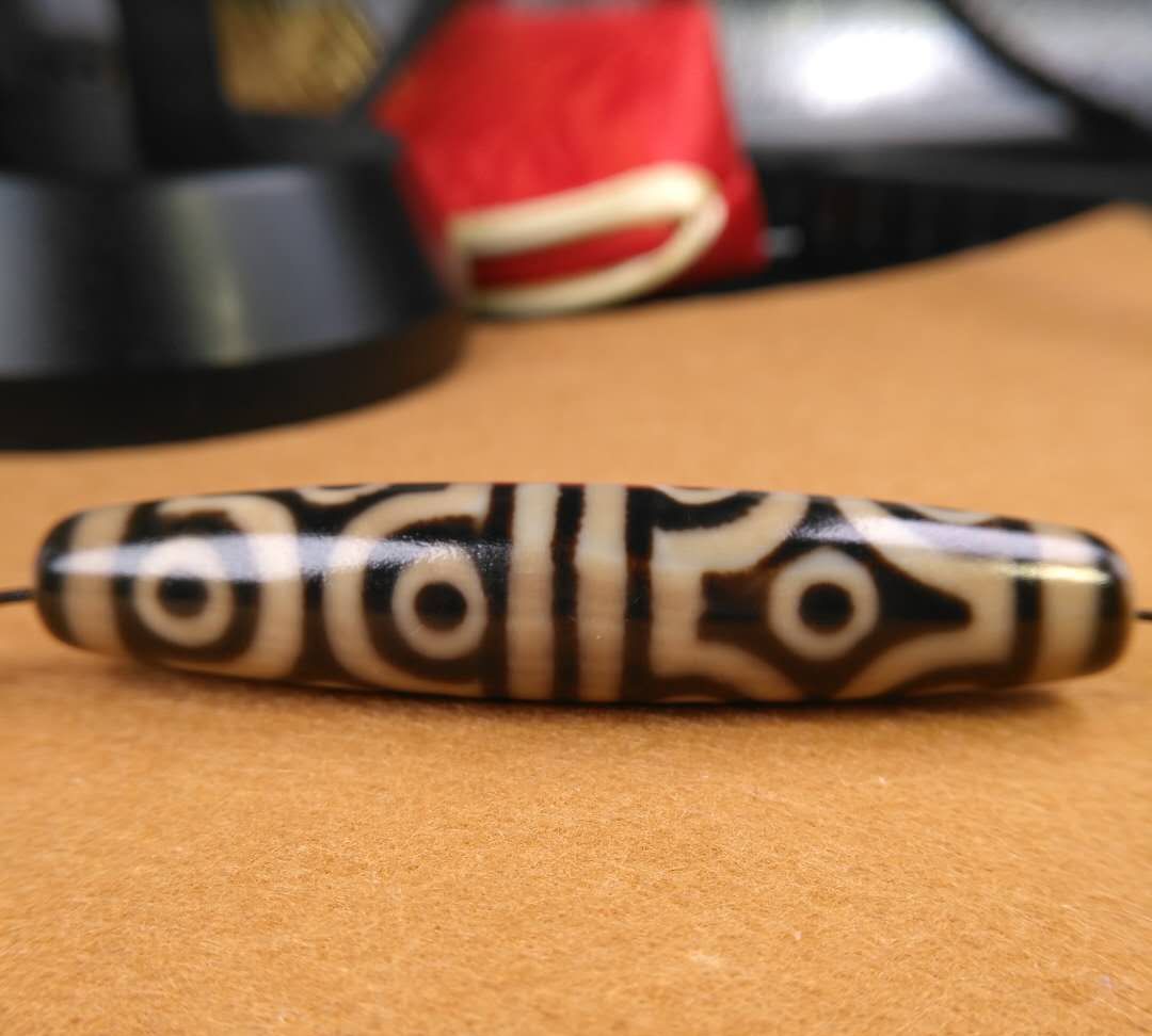 藏传天珠独特的外表,深邃的内涵,厚重的历史,是无法复制的瑰宝|图腾|天珠|朱砂_新浪新闻