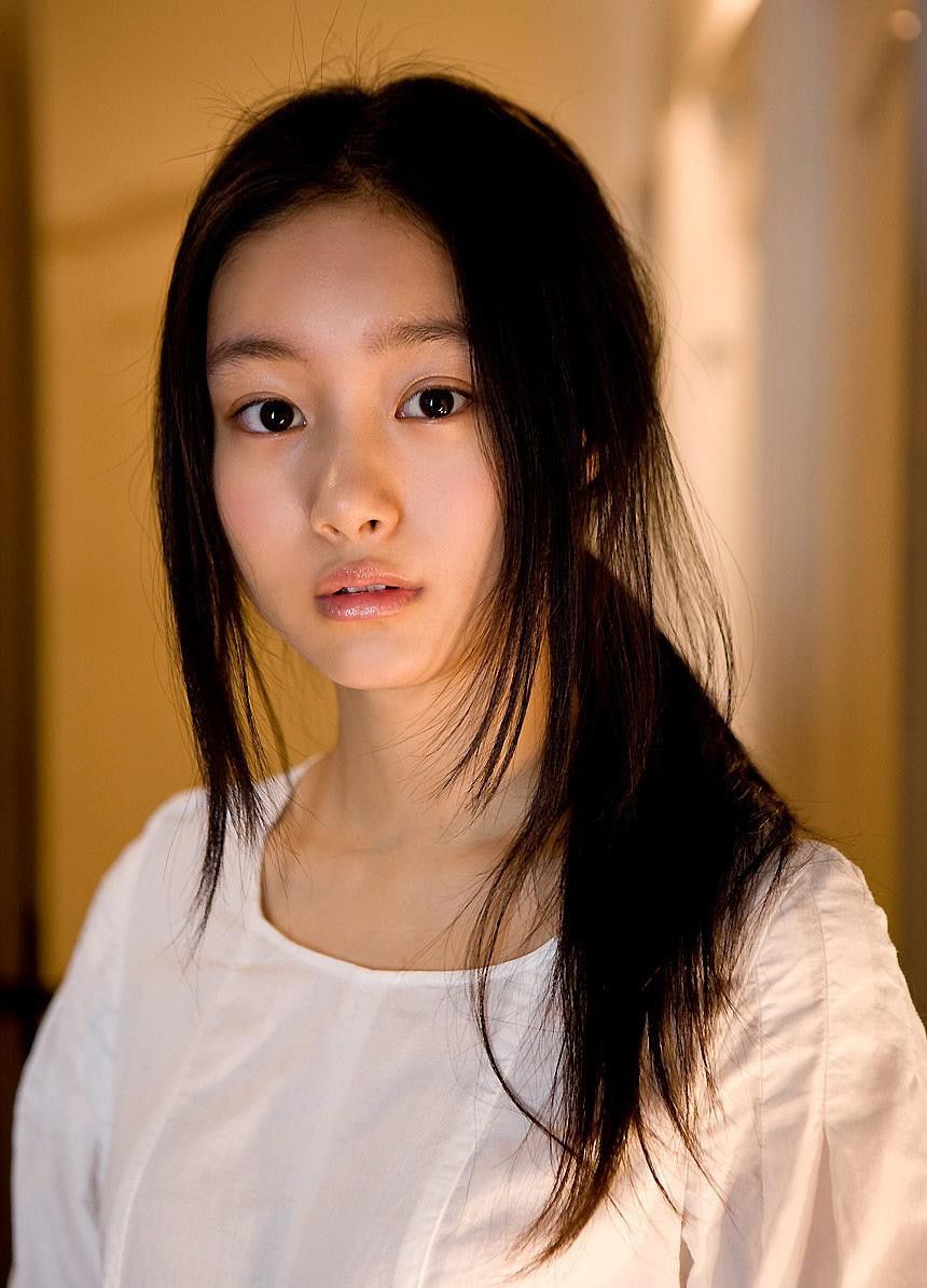 组图 日本影人忽那汐里