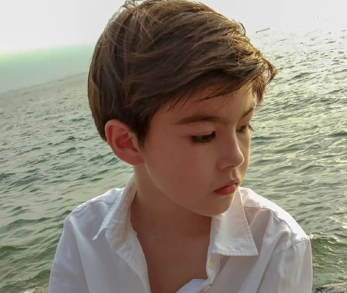 中国有2个,颜值无关国籍】他叫cooper,是韩国和加拿大的混血,他长大