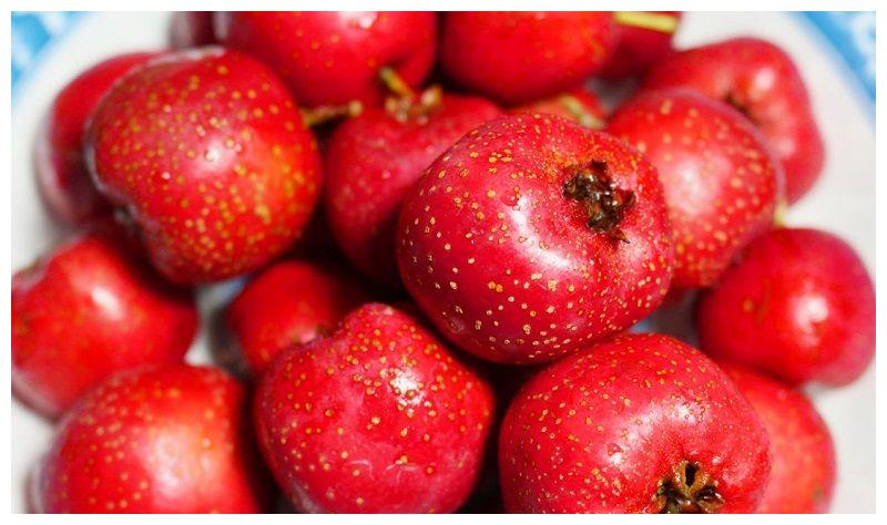 孕妈喜欢吃酸很正常,但这2种酸味食物要少吃,容易影响胎儿发育