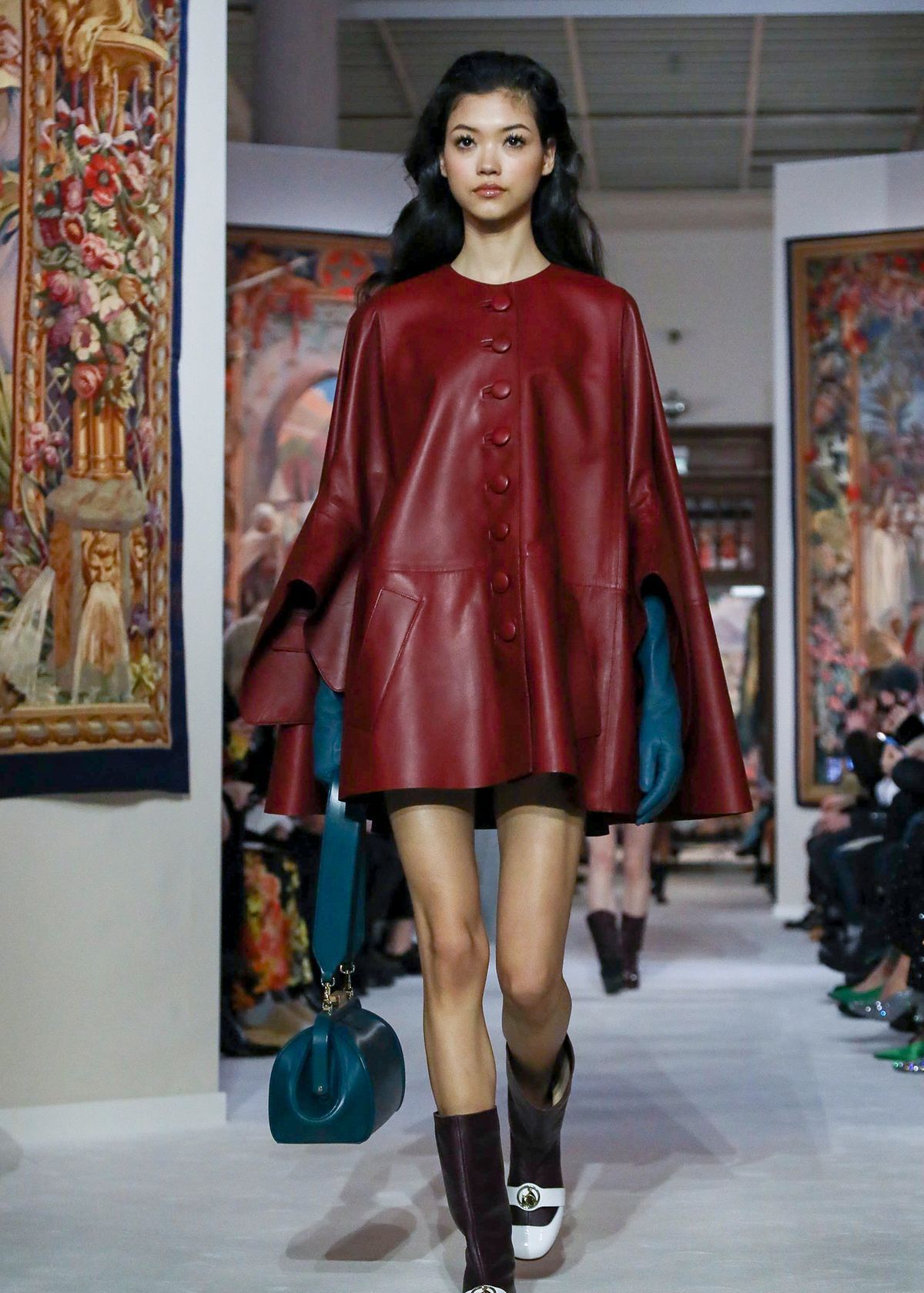 lanvin 2020秋冬巴黎时装周,打造极具内涵的高级复古女装