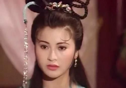 蔡晓仪的小蝶,秋水为神玉为骨.