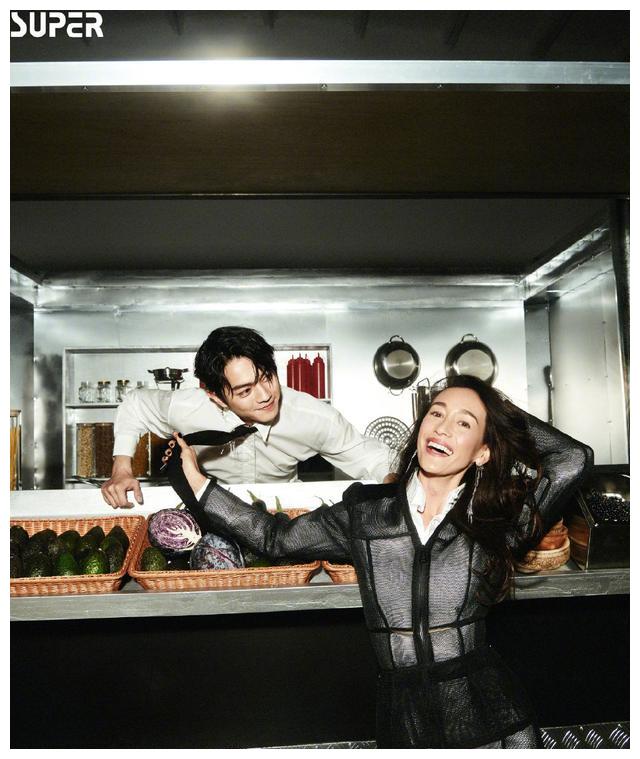 许凯maggie q合作拍时尚大片,东方神韵间的眼神碰撞