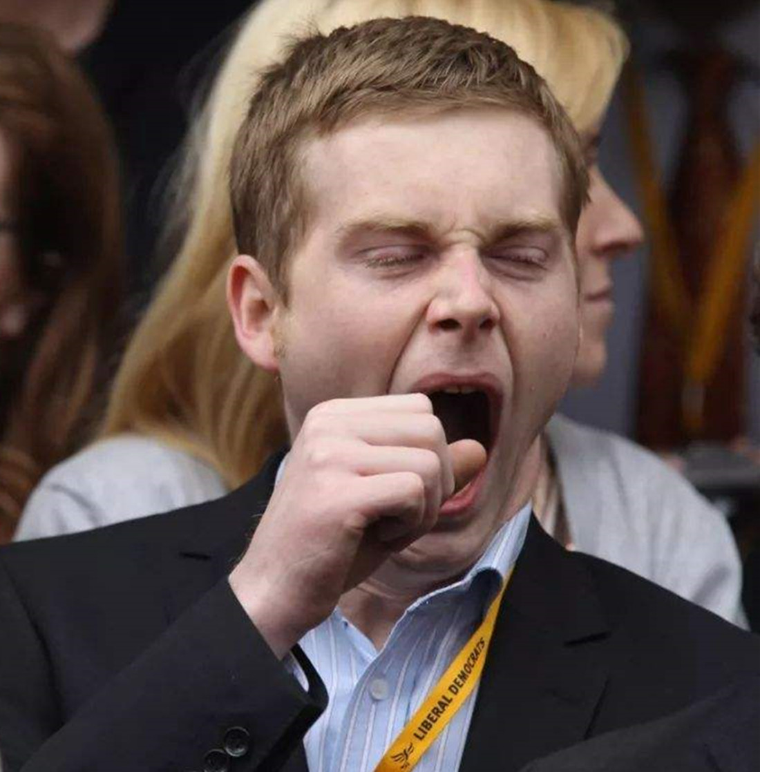 人为什么打哈欠?荷兰学者认为,这可能是一种示爱的行为|荷兰|哈欠|罗