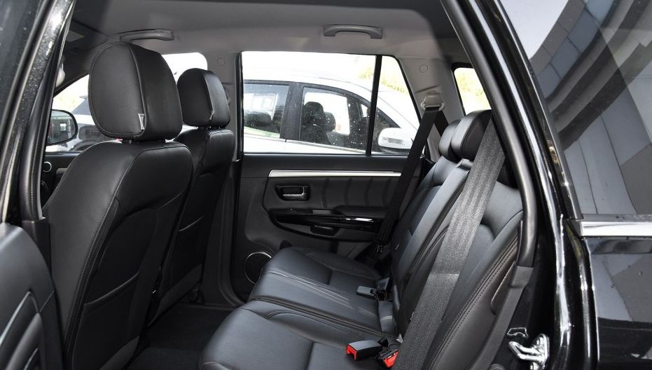 长城哈弗h5空间真的超级大-新浪汽车