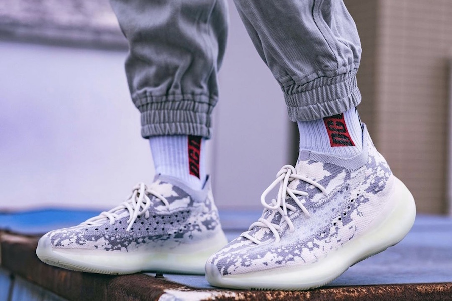 新椰子鞋来了,yeezy boost 380 alien 十一月发售 !