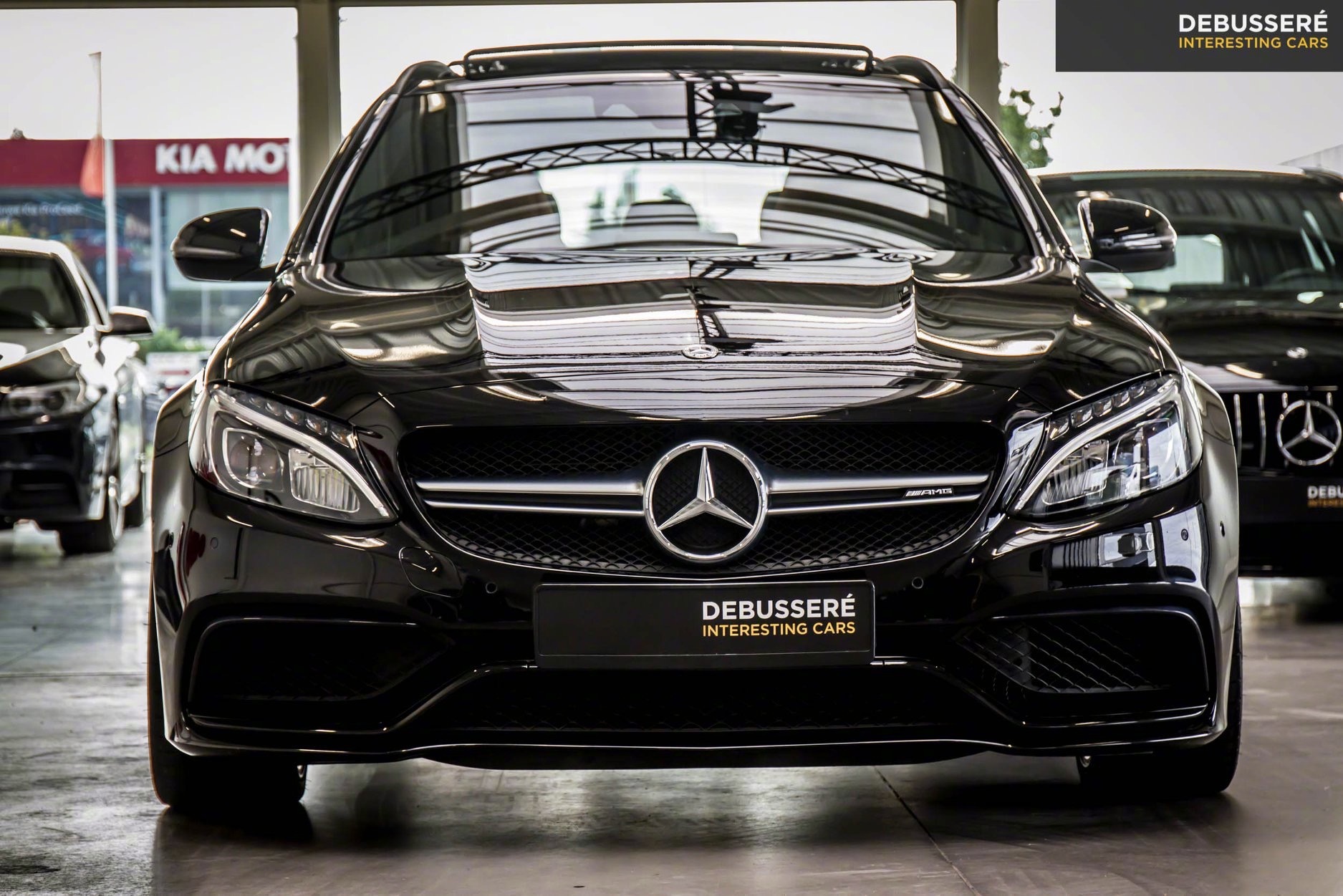 全新奔驰amgc63s高性能旅行车 暴力与优雅的结合 期待引入国内