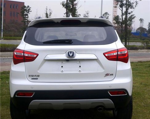 长安cs35车身造型优雅,颜值做到了极致