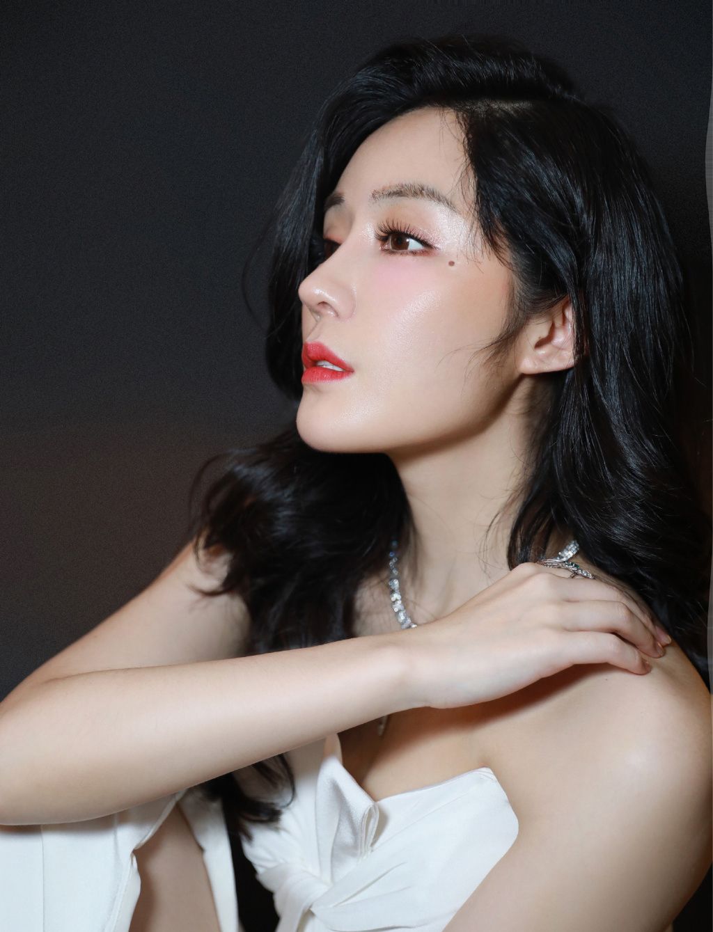《太古神王》汤晶媚扮演白秋雪 网友们觉得她的演技怎么样可评论_高清