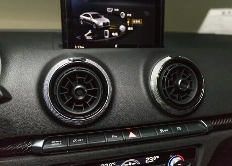 扮猪吃老虎，外观像20万的车，却有400匹马里，路上遇到别挑畔