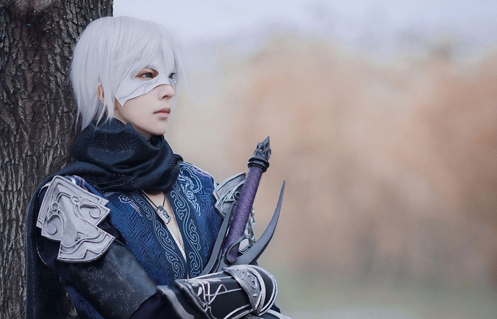 熊祁演绎不同风格的白发造型,最后的优雅贵公子让人大呼想嫁_高清图集