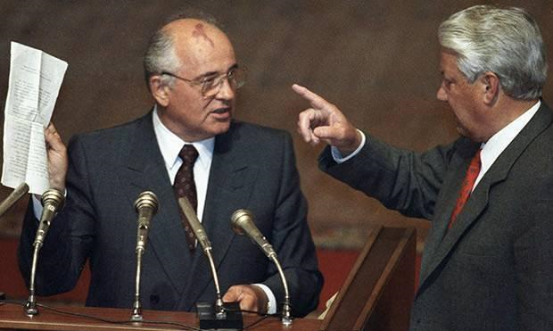 利加乔夫与雅科夫列夫发生激烈冲突戈尔巴乔夫坚定支持后者