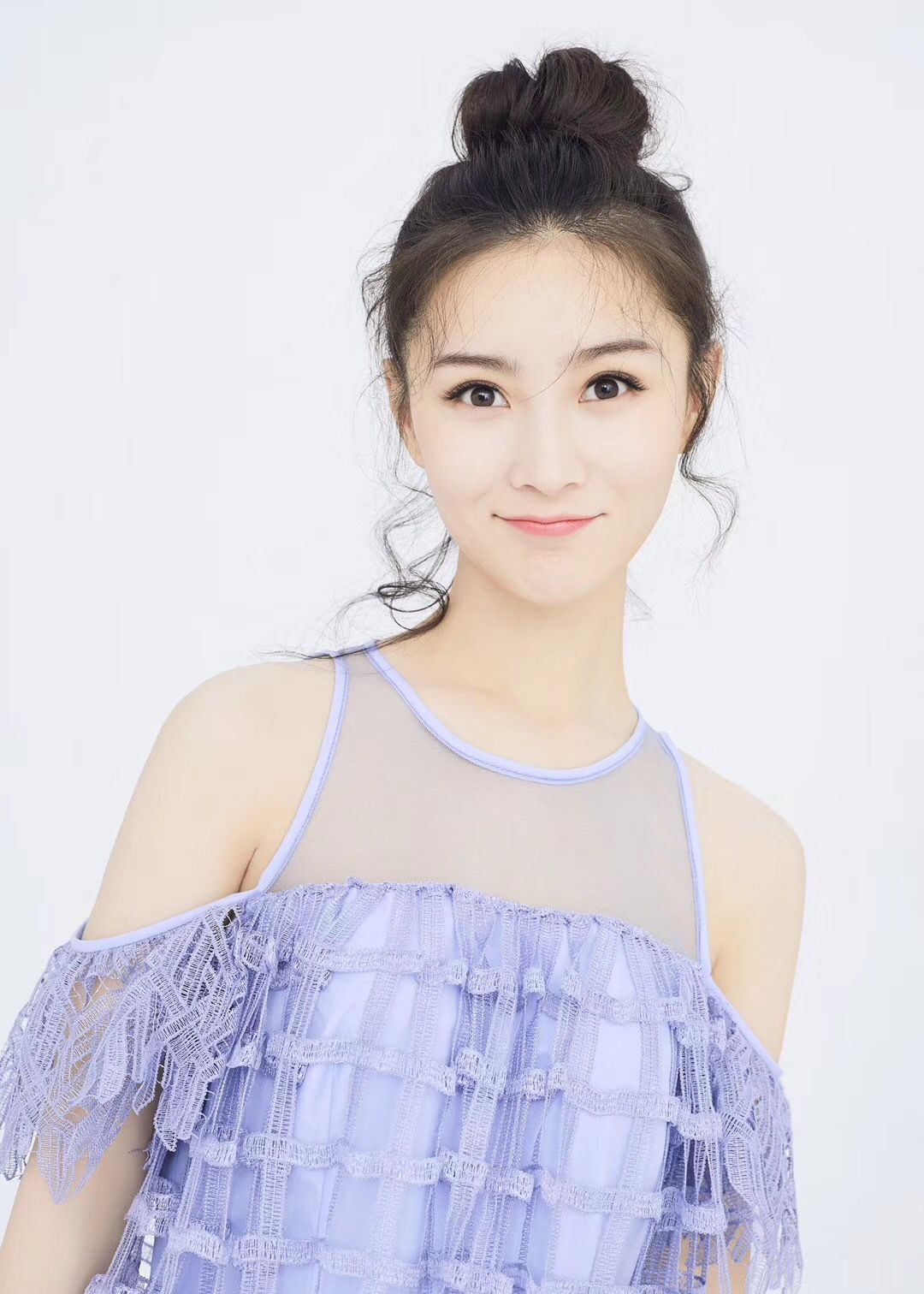 气质高贵 长相靓丽的女明星——张维娜