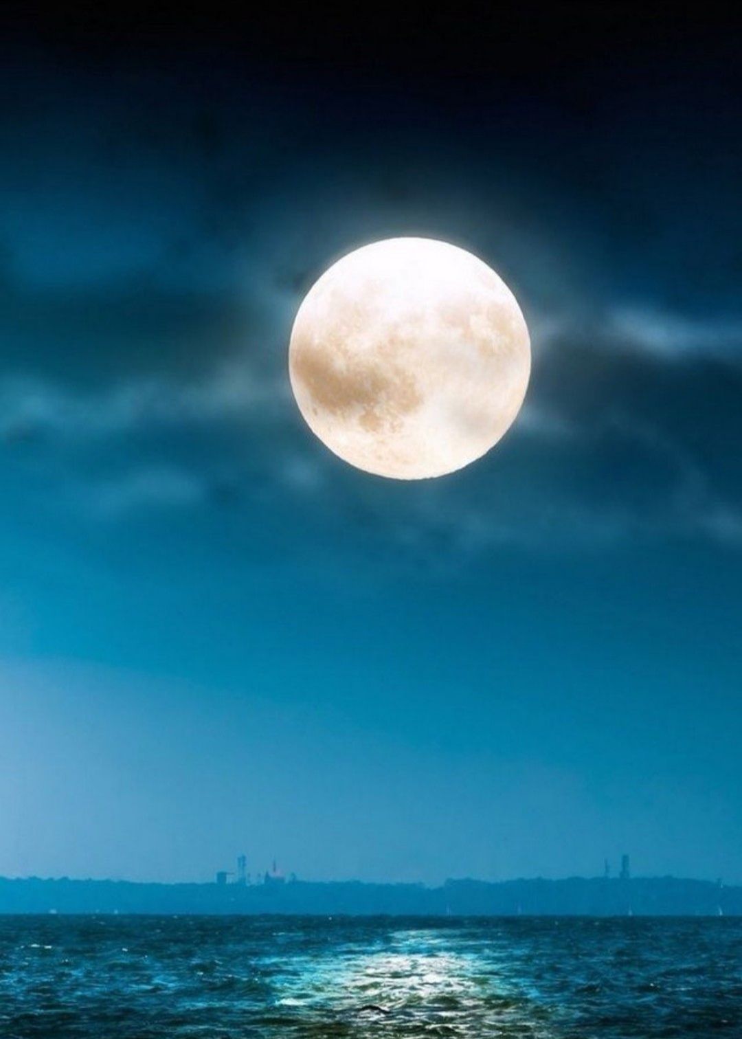 月亮的照片真实图片是一组关于月亮的图片|月亮|相册|摄影_新浪新闻