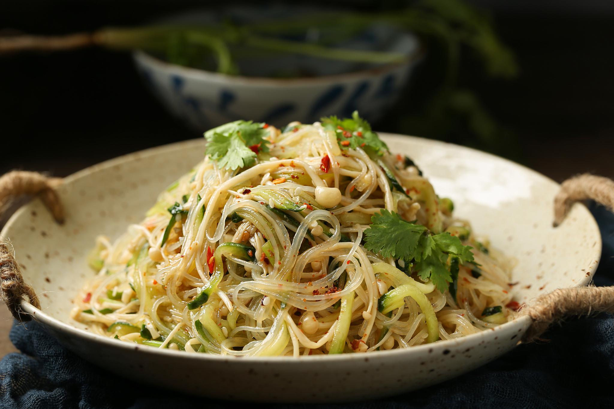 天热没食欲,就爱这样的凉拌菜,清脆爽滑好开胃