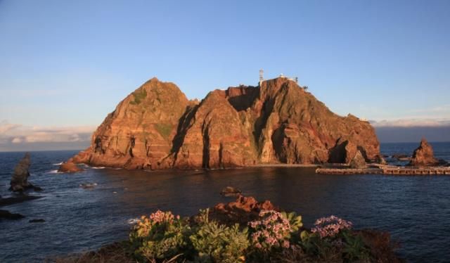 脑筋急转弯没有头也没有尾巴的马是什么马聪明人一秒答出