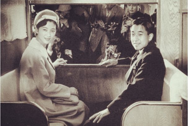 日本首位平民皇后,正田美智子究竟有多美?看这几张照片就知道了