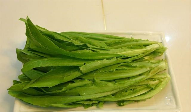 这种绿色菜好吃不贵,含钙量是牛肉的8倍,孩子常吃长个儿快|油麦菜|个